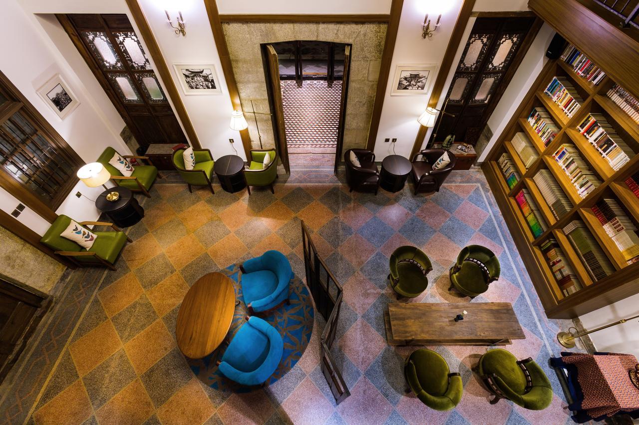 Silver Chest Boutique Hotel Куньмин Экстерьер фото