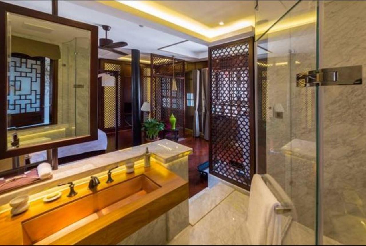 Silver Chest Boutique Hotel Куньмин Экстерьер фото