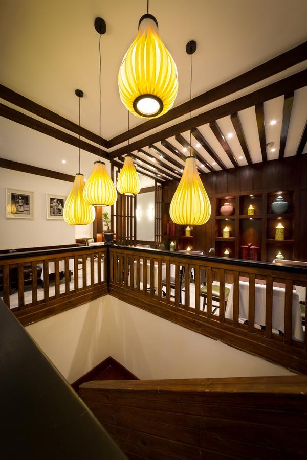 Silver Chest Boutique Hotel Куньмин Экстерьер фото