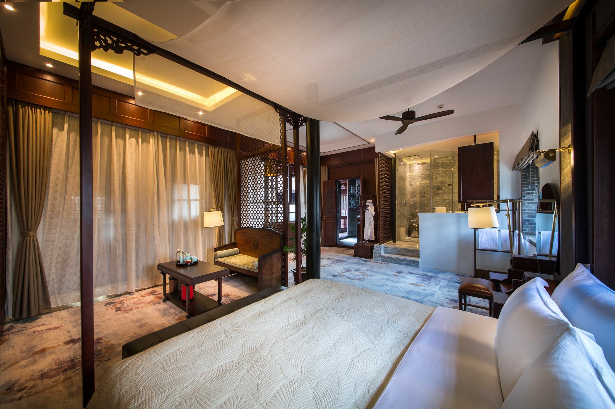 Silver Chest Boutique Hotel Куньмин Экстерьер фото